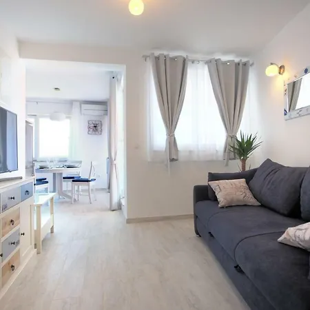 Apartment Stina *